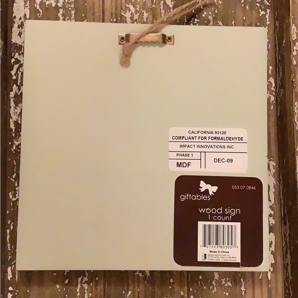 Wood Plaque Sign "Family" Office Gift, Inspiration - Picture 3 of 3